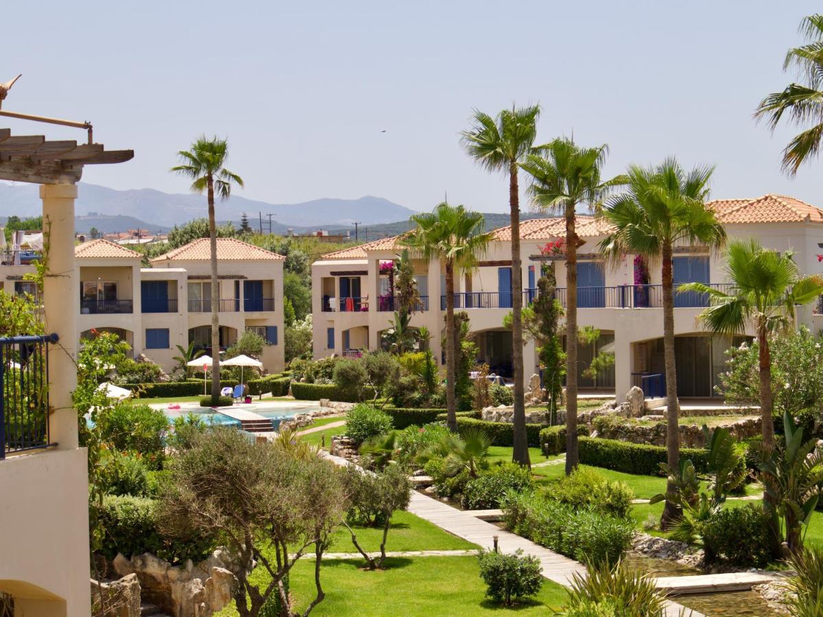 Resitour - Aphrodite Beachfront Pirgos Psilonerou Room photo
