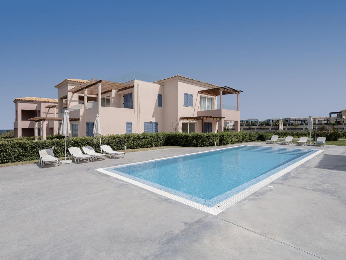 Resitour - Aphrodite Beachfront Pirgos Psilonerou Exterior photo